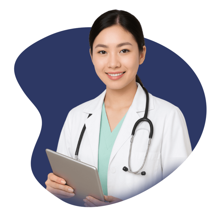 dokter psikiater online tersenyum menyambut pasien